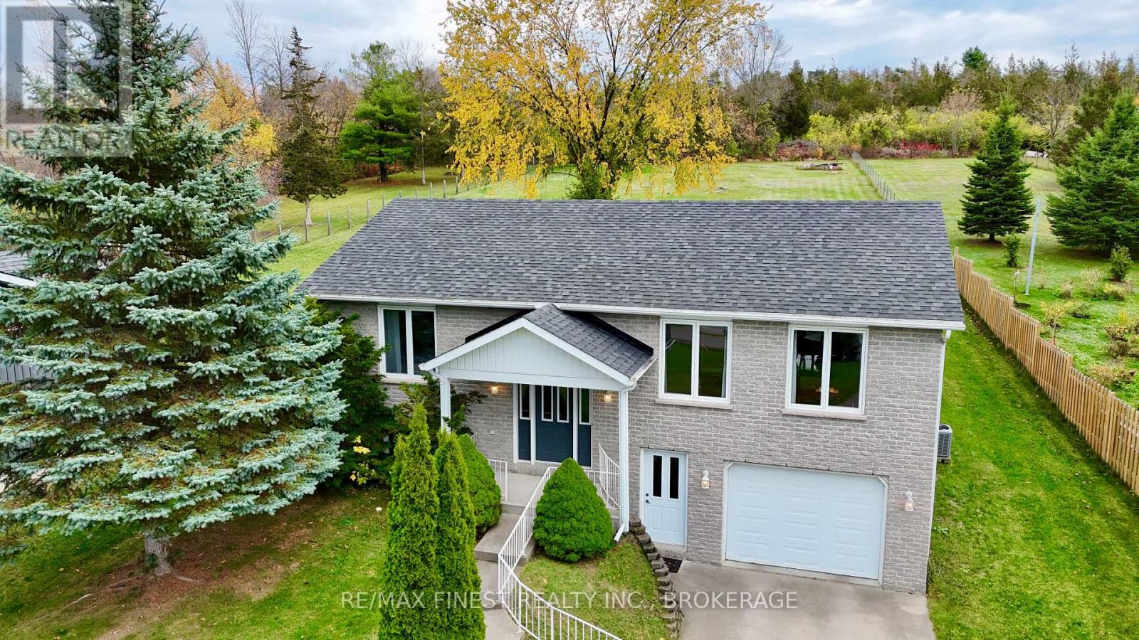 812 Palace Road, Greater Napanee (Greater Napanee), Ontario  K7R 3K9 - Photo 2 - X12477782