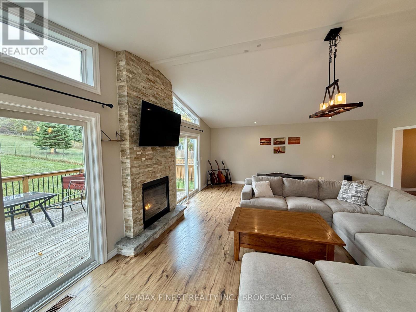 812 Palace Road, Greater Napanee (Greater Napanee), Ontario  K7R 3K9 - Photo 22 - X12477782
