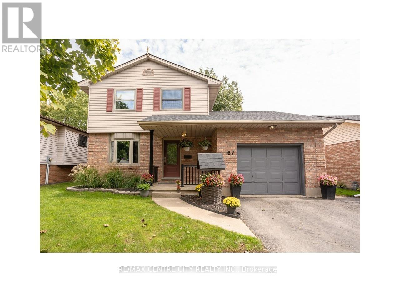 67 Farmington Avenue, Aylmer, Ontario  N5H 3E3 - Photo 1 - X12477778