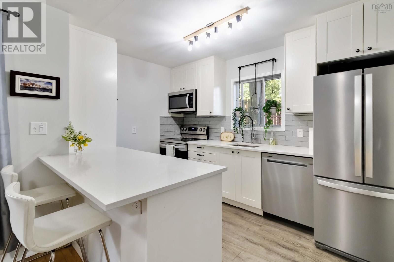 10 Oakburn Court, Halifax, Nova Scotia  B3M 2W6 - Photo 13 - 202520541