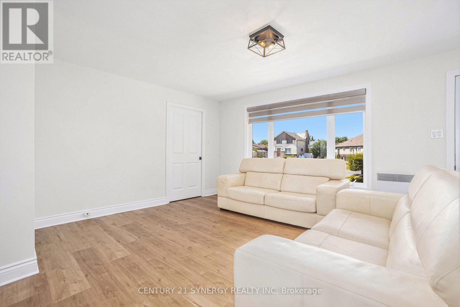 120 Caledonia Road, The Nation, Ontario  K0C 2B0 - Photo 8 - X12477841