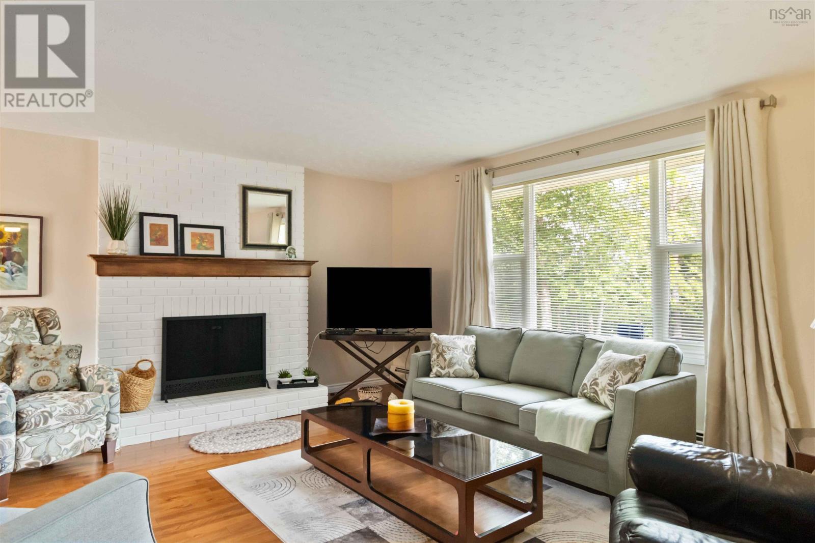 1 Patricia Place, Lake Echo, Nova Scotia  B3E 1B1 - Photo 4 - 202521202
