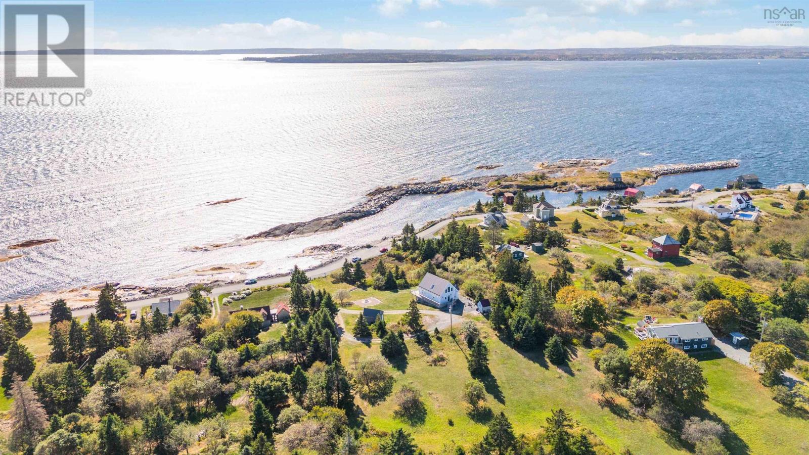 157 The Point Road, Blue Rocks, Nova Scotia  B0J 2C0 - Photo 6 - 202526323