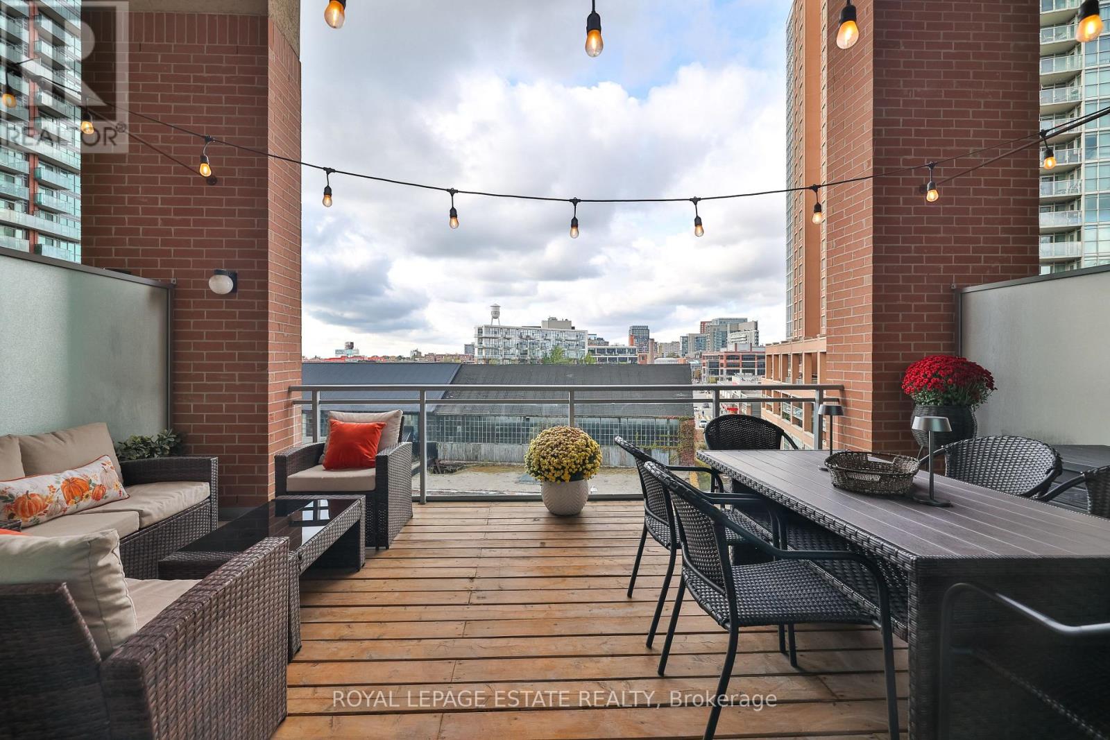 414 - 100 WESTERN BATTERY ROAD, Toronto, Ontario