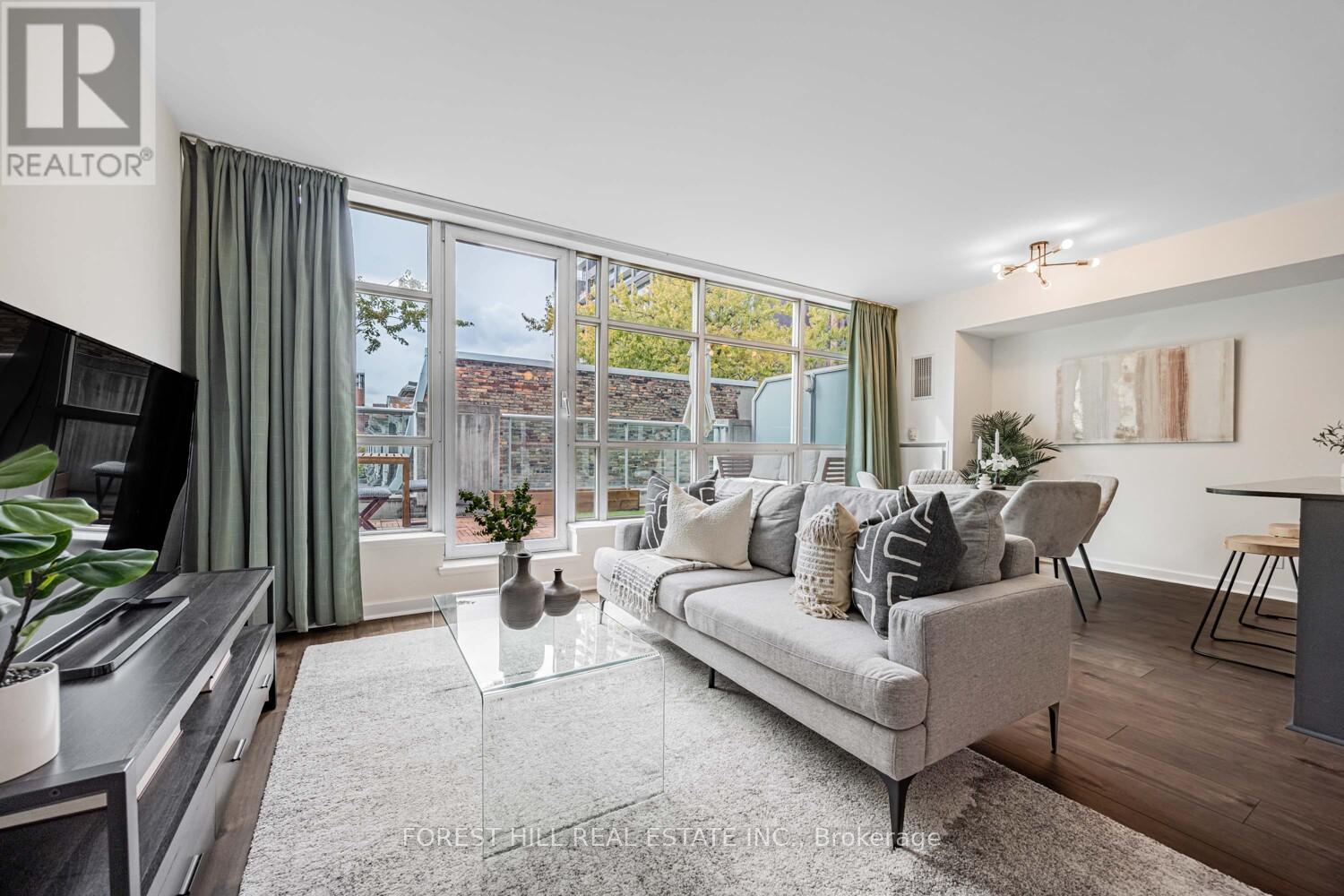 306 - 350 Wellington Street W, Toronto, Ontario  M5V 3W9 - Photo 2 - C12477707