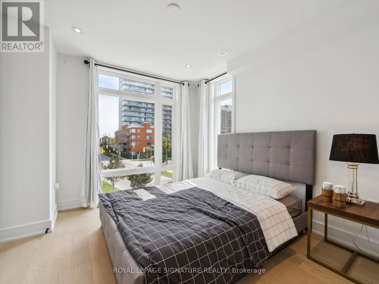 1 Flax Field Lane, Toronto, Ontario  M2N 0L5 - Photo 17 - C12477718