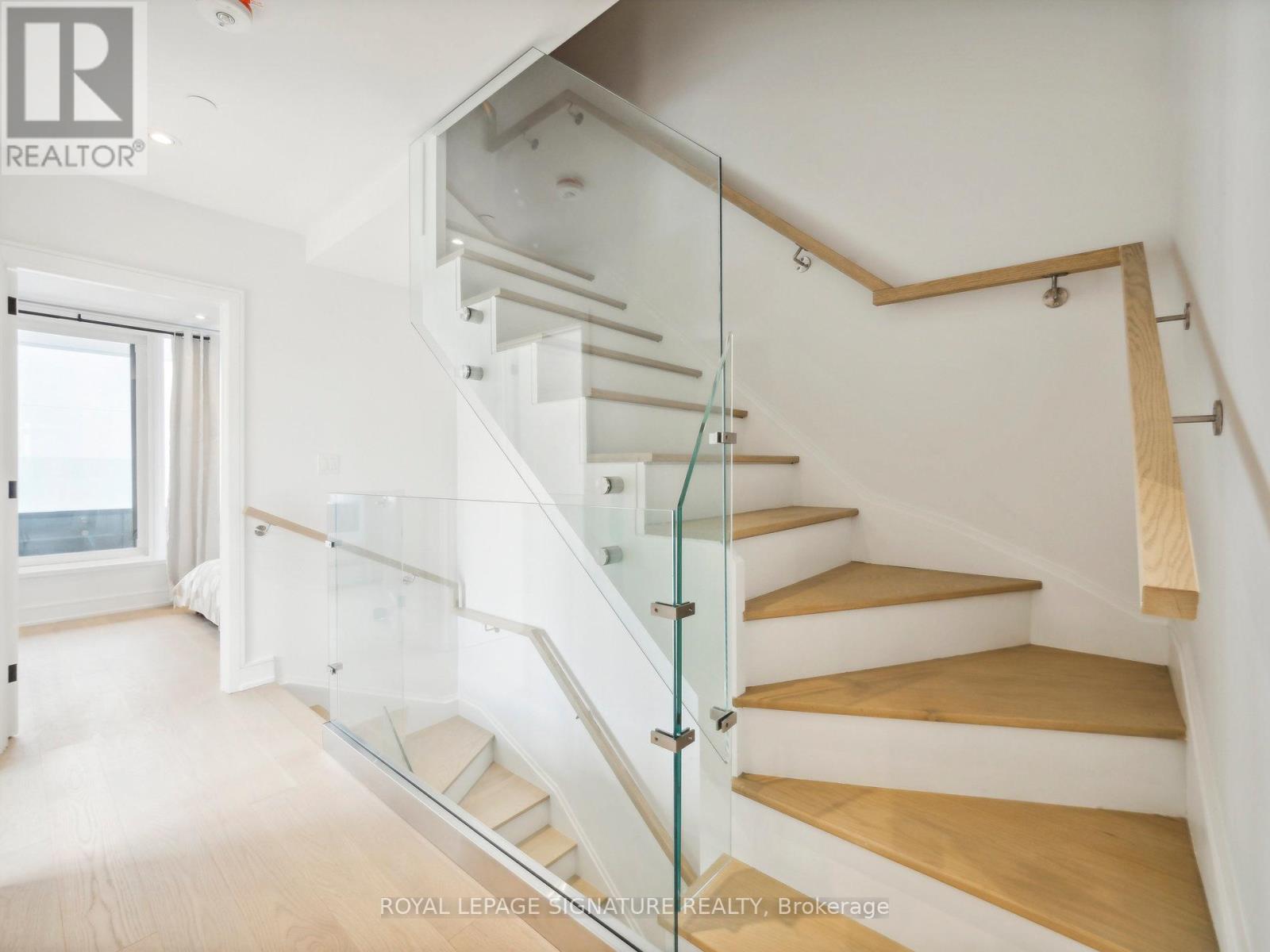 1 Flax Field Lane, Toronto, Ontario  M2N 0L5 - Photo 35 - C12477718