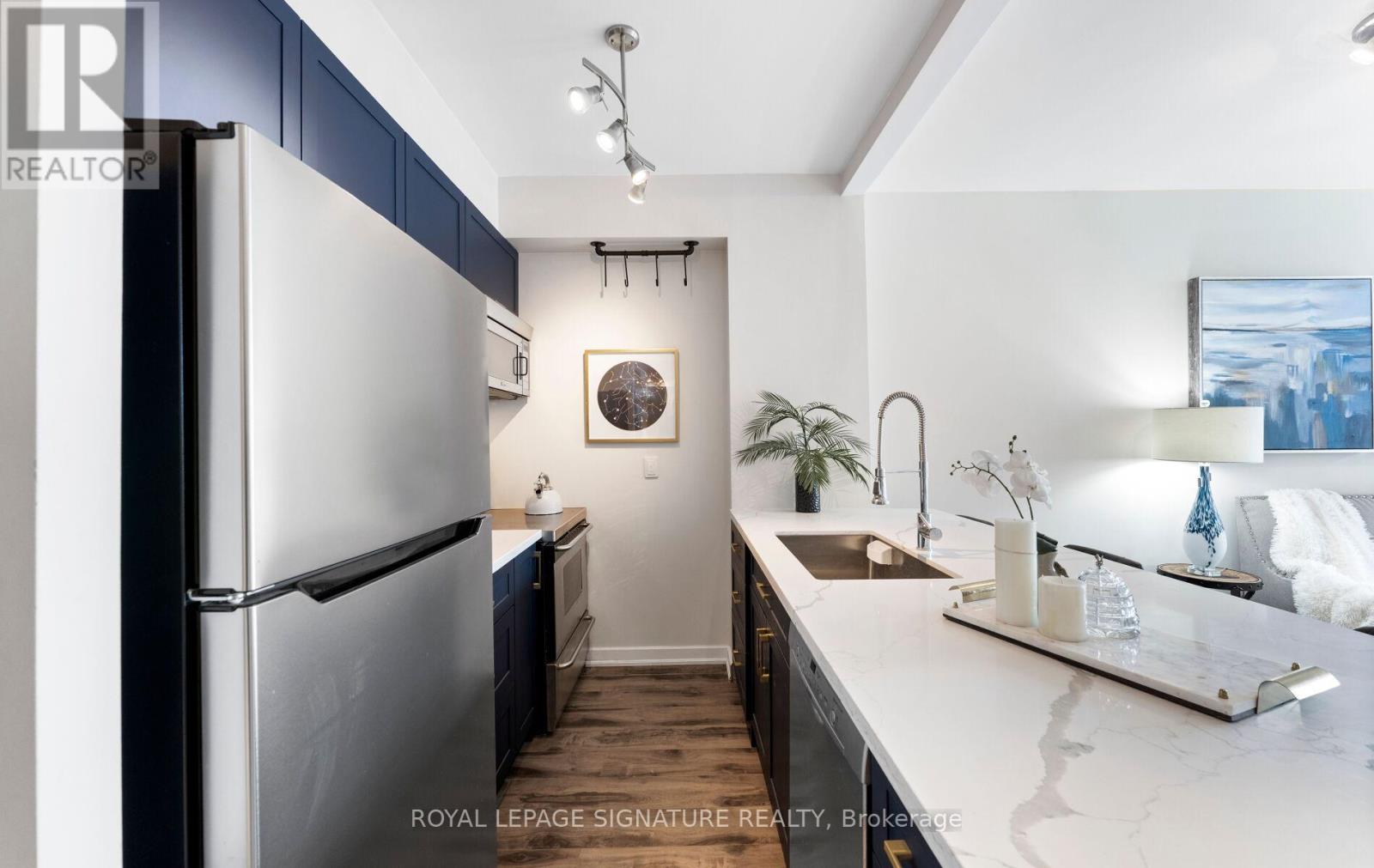 1112 - 438 Richmond Street W, Toronto, Ontario  M5V 3S6 - Photo 14 - C12477755