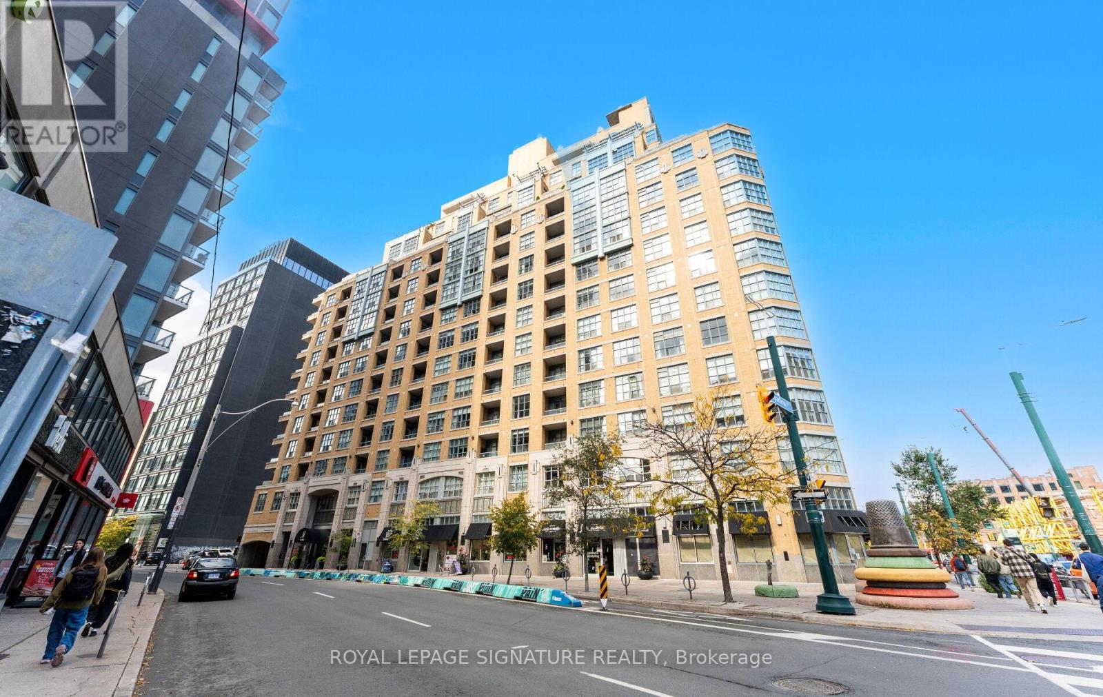 1112 - 438 Richmond Street W, Toronto, Ontario  M5V 3S6 - Photo 2 - C12477755
