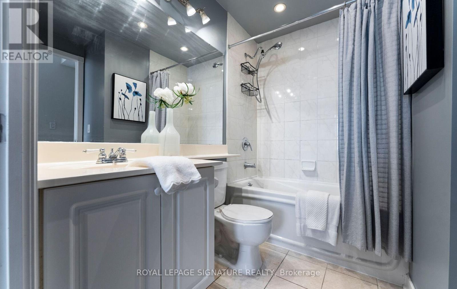 1112 - 438 Richmond Street W, Toronto, Ontario  M5V 3S6 - Photo 23 - C12477755
