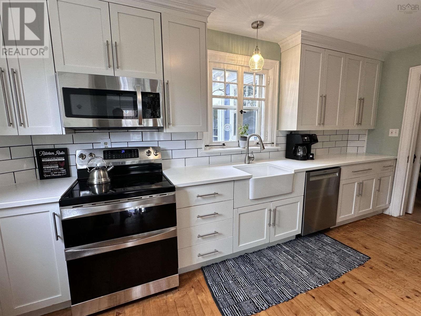 79 Waterloo Street, Liverpool, Nova Scotia  B0T 1K0 - Photo 10 - 202526397