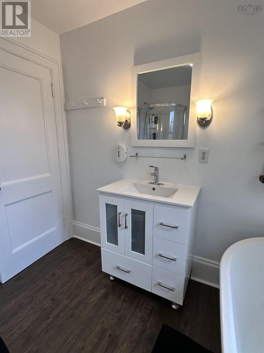 79 Waterloo Street, Liverpool, Nova Scotia  B0T 1K0 - Photo 24 - 202526397