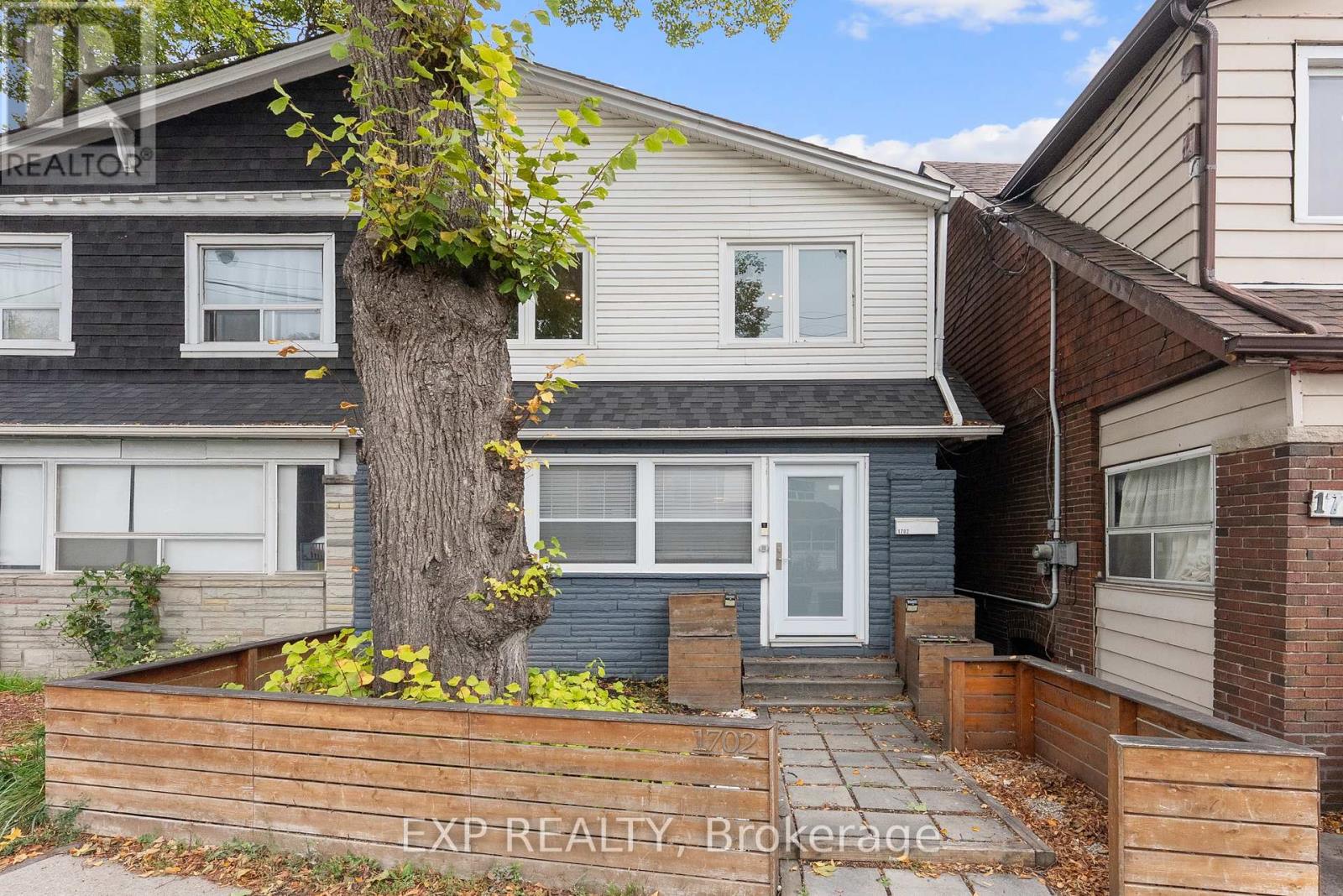 1702 DUNDAS STREET E, Toronto, Ontario