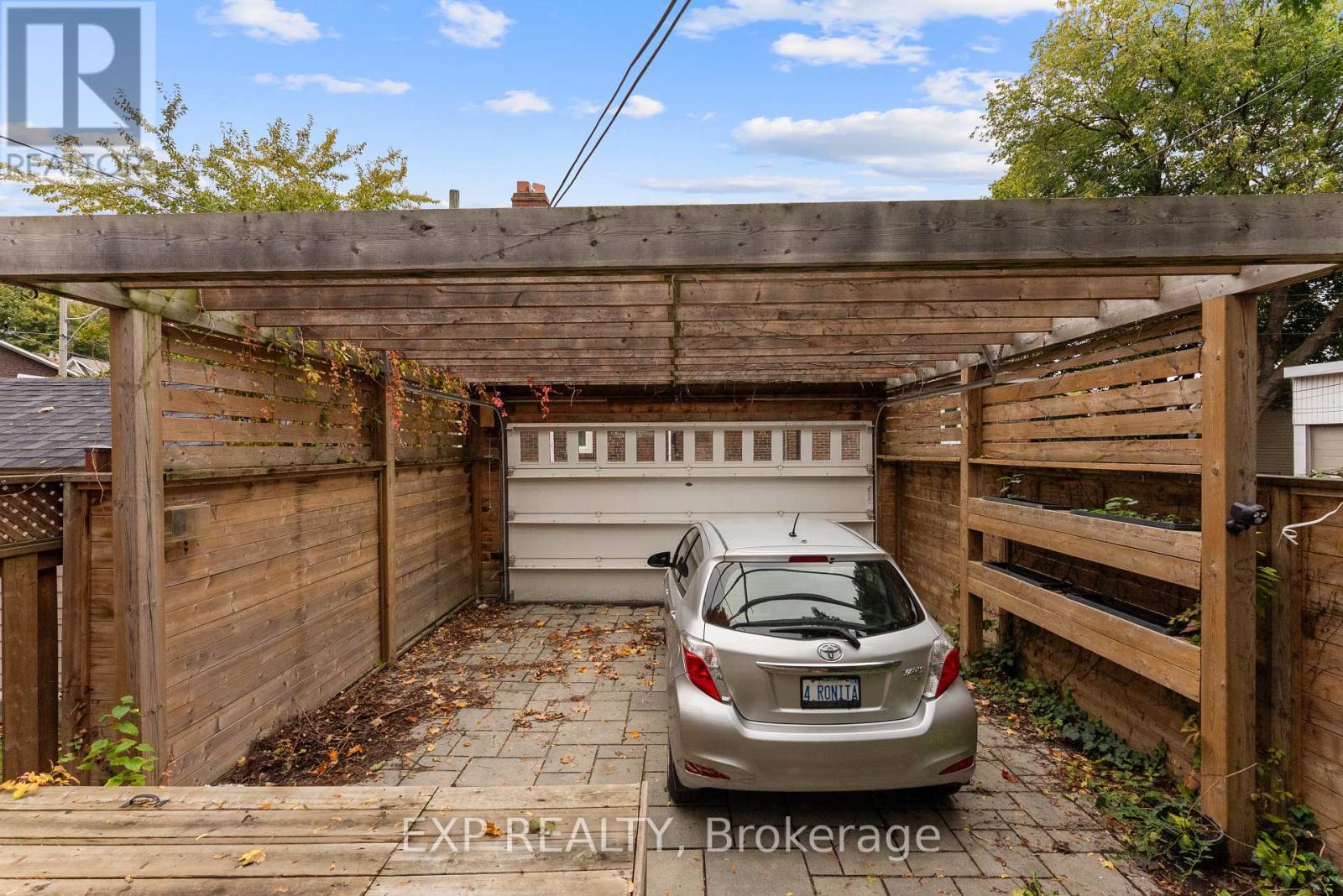 1702 Dundas Street E, Toronto, Ontario  M4L 1L6 - Photo 39 - E12477691