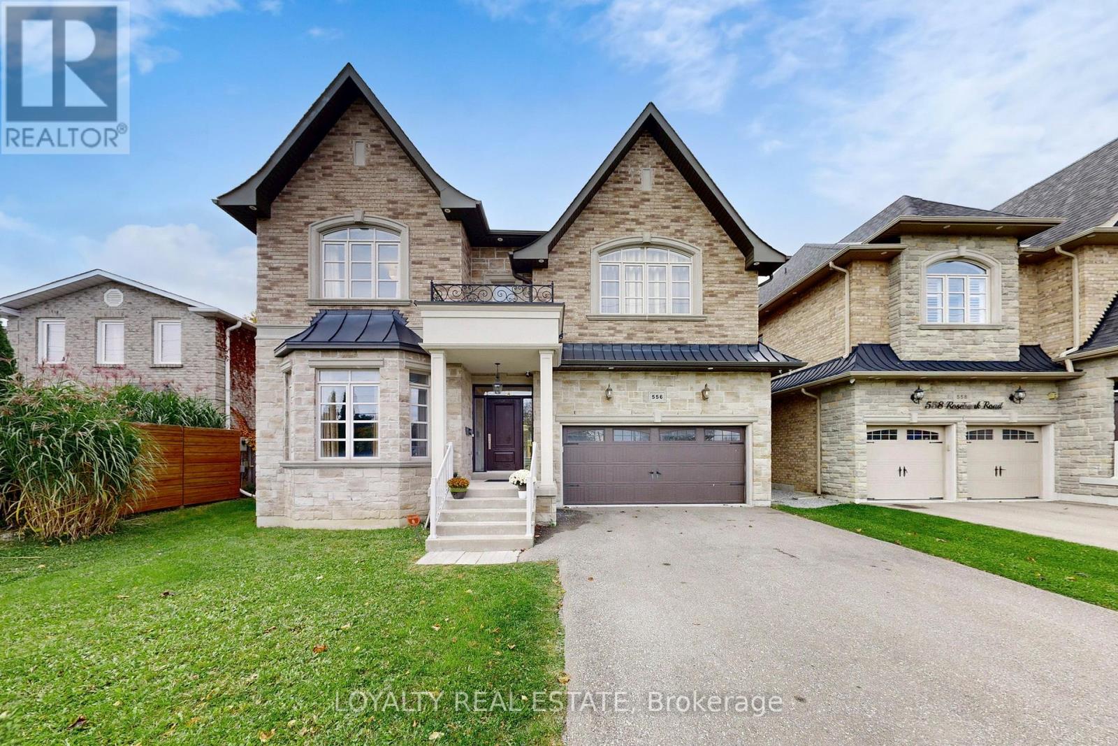 556 Rosebank Road, Pickering, Ontario  L1W 2N5 - Photo 1 - E12477728