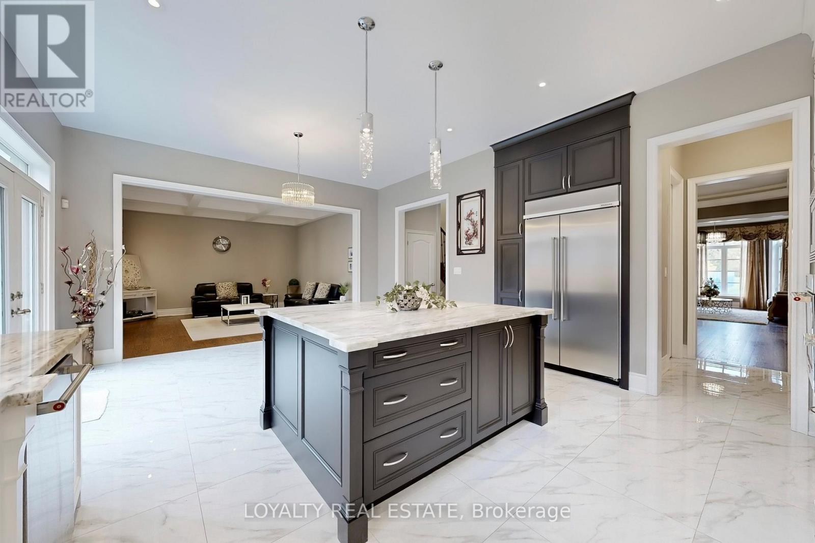 556 Rosebank Road, Pickering, Ontario  L1W 2N5 - Photo 18 - E12477728