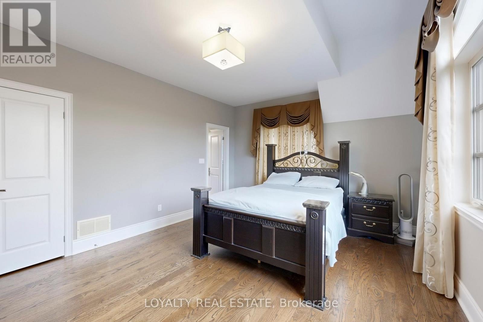 556 Rosebank Road, Pickering, Ontario  L1W 2N5 - Photo 33 - E12477728