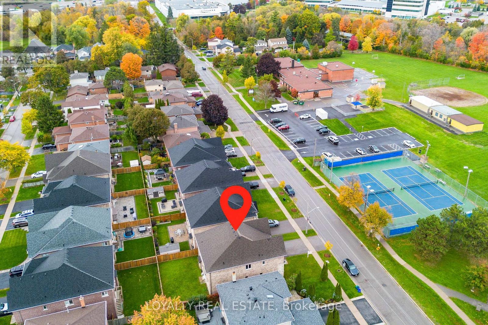 556 Rosebank Road, Pickering, Ontario  L1W 2N5 - Photo 4 - E12477728