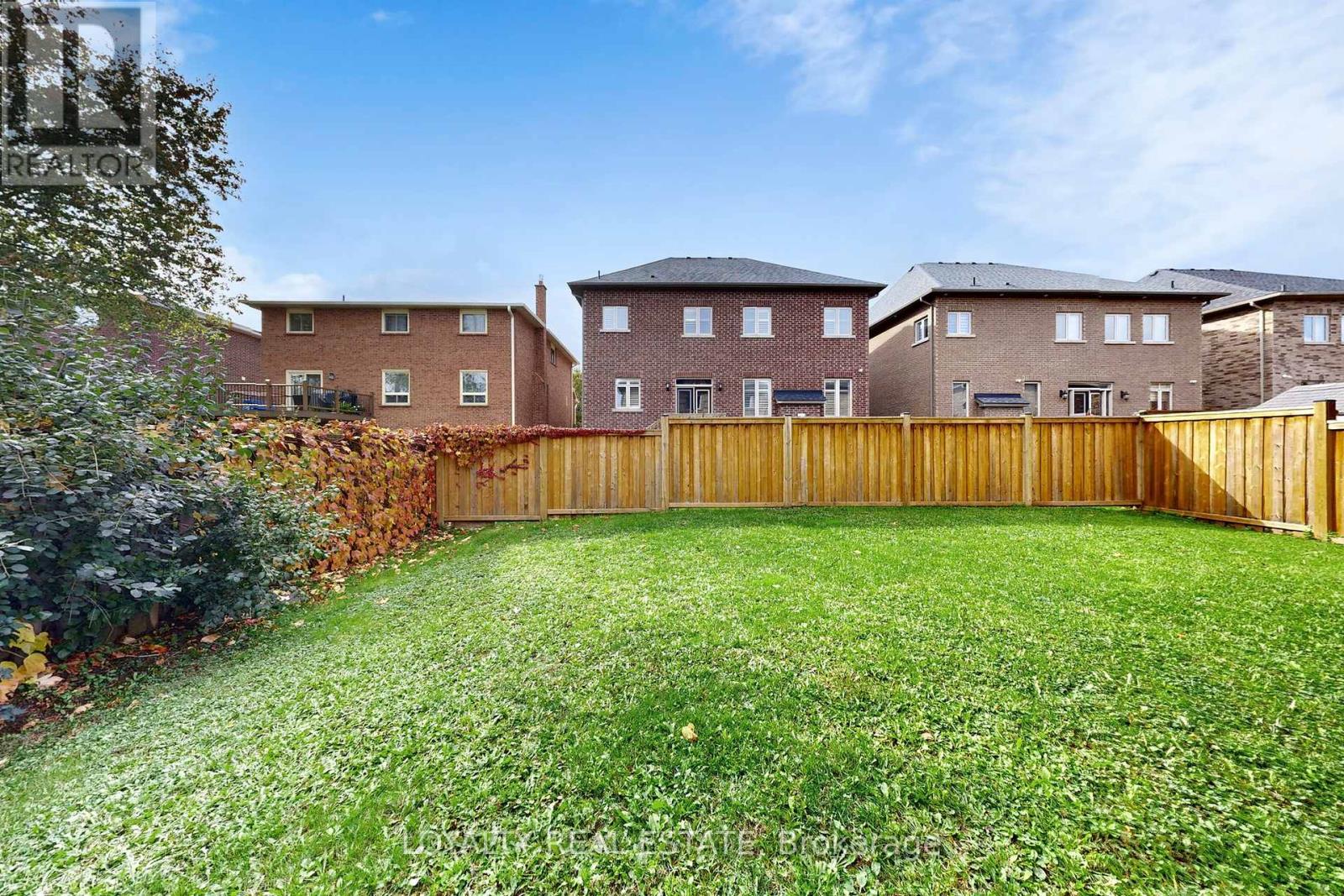 556 Rosebank Road, Pickering, Ontario  L1W 2N5 - Photo 44 - E12477728