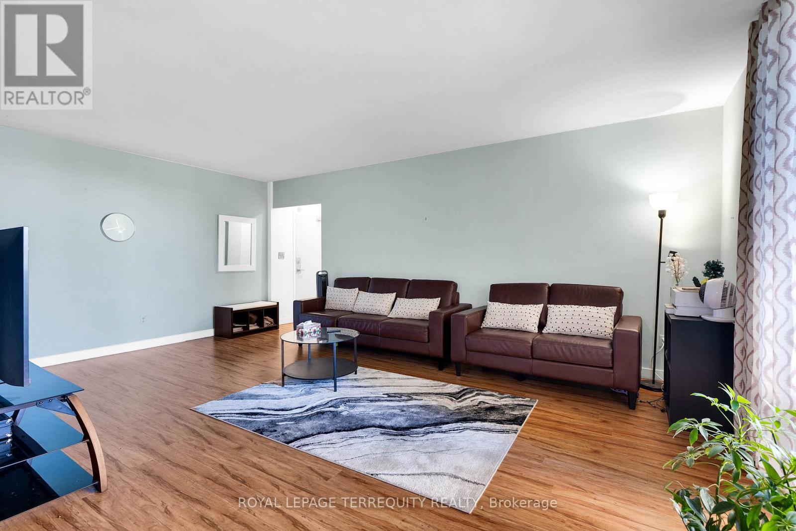 519 - 5 Massey Square, Toronto, Ontario  M4C 5L6 - Photo 5 - E12477743
