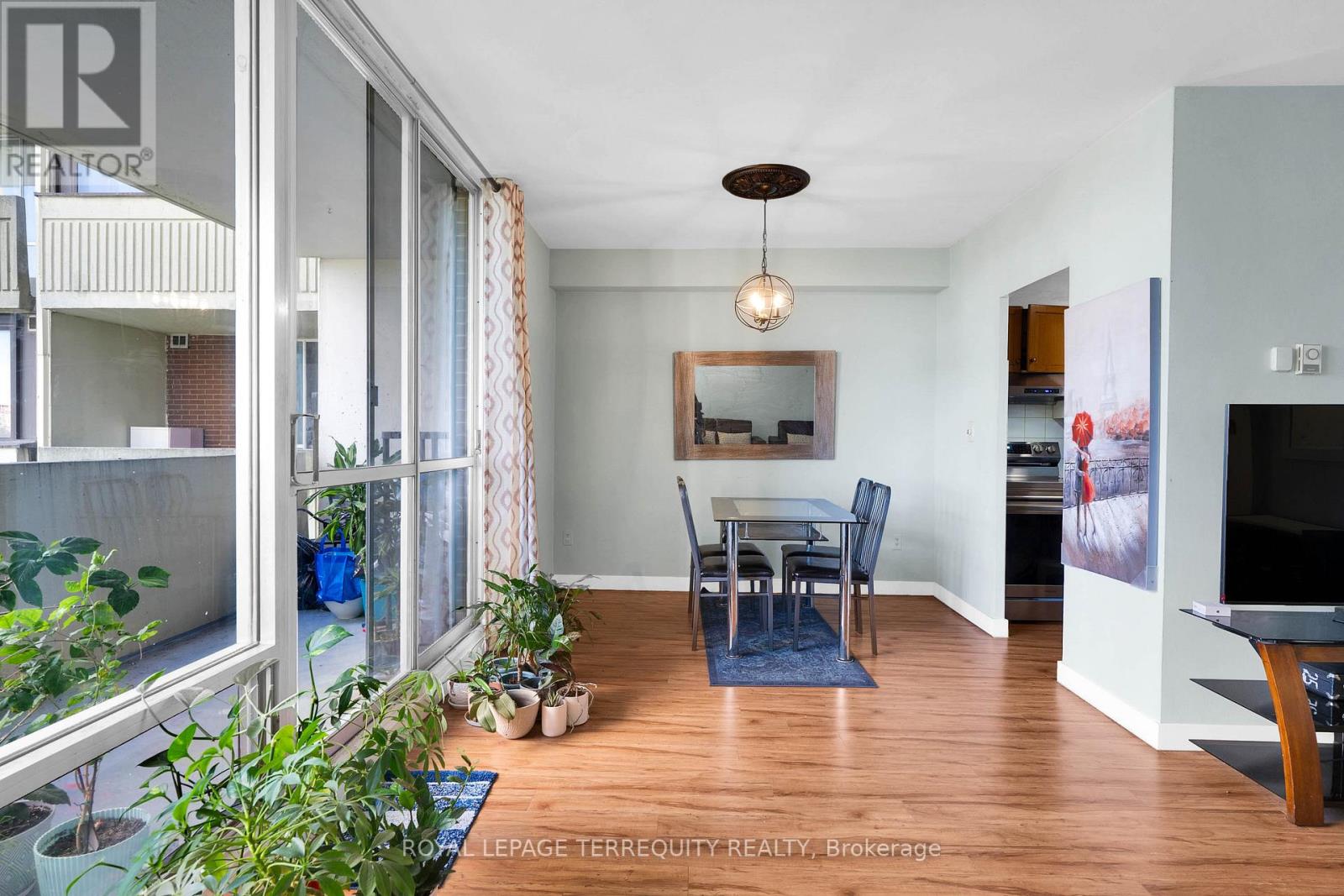 519 - 5 Massey Square, Toronto, Ontario  M4C 5L6 - Photo 8 - E12477743