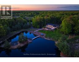 1076 XAVIER STREET, Gravenhurst, Ontario