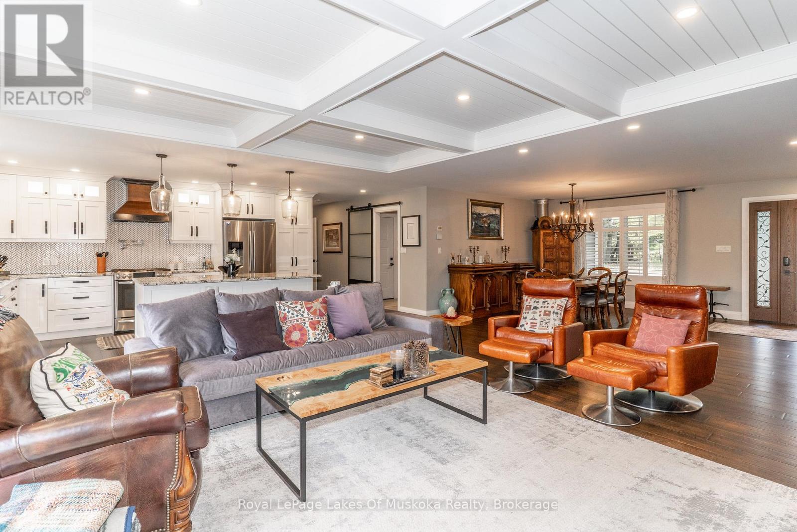 461 Rowanwood Road, Huntsville, Ontario  P0B 1M0 - Photo 8 - X12477838