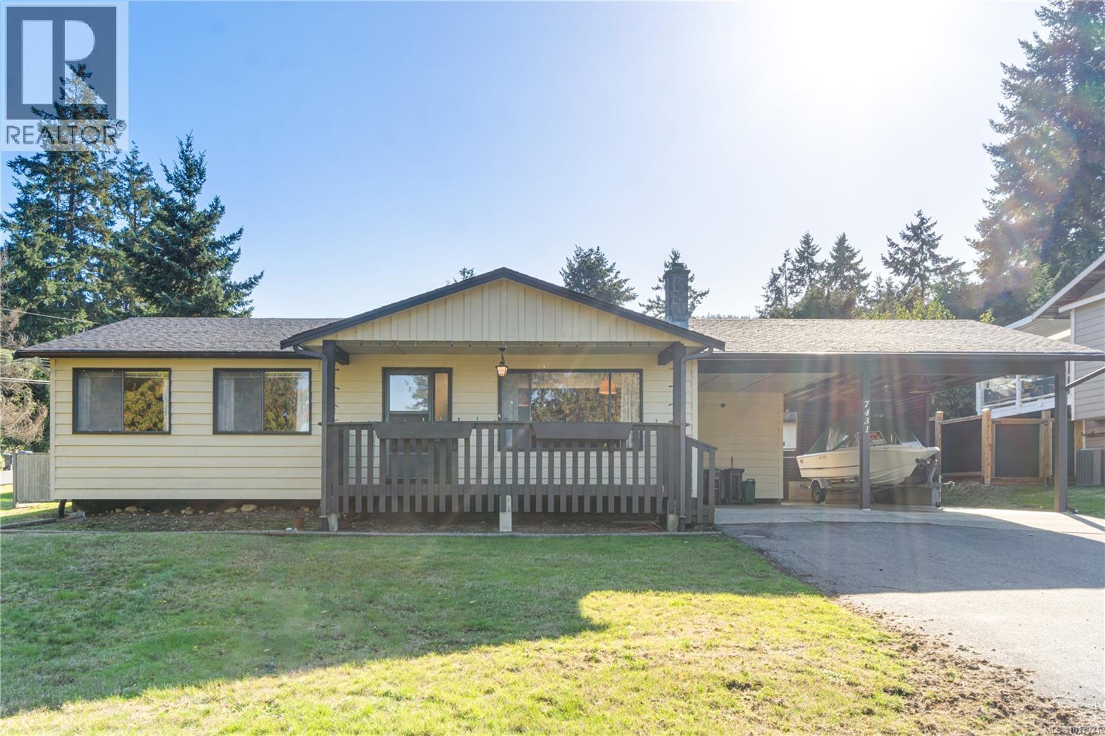 7431 Andrea Cres, Lantzville, British Columbia
