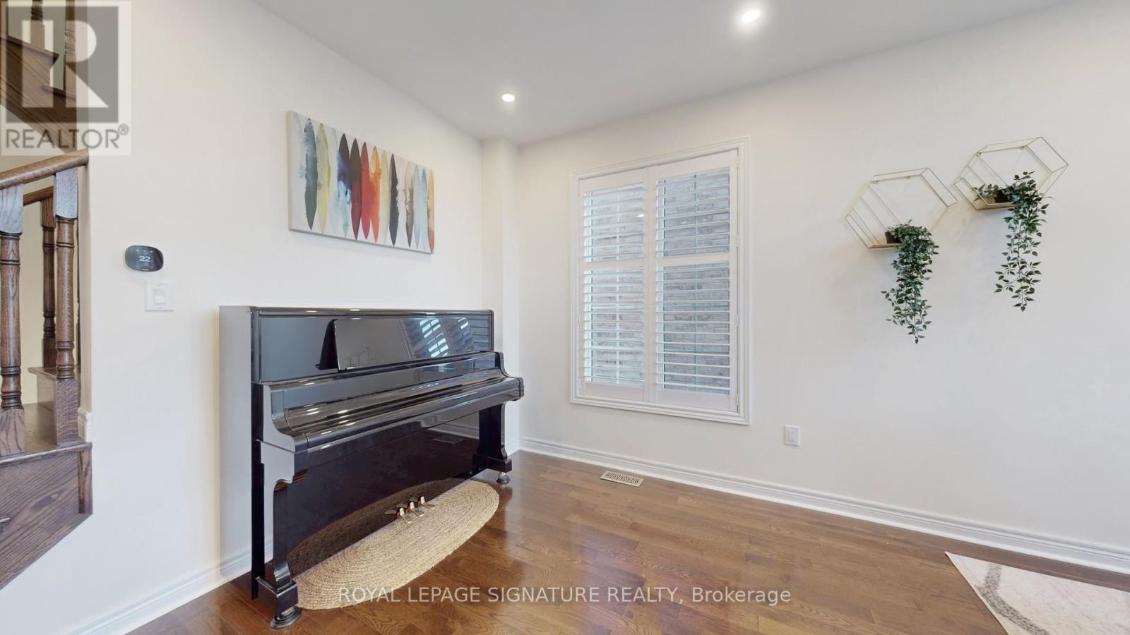 23 Frederick Stamm Crescent, Markham, Ontario  L6C 0X2 - Photo 5 - N12477690