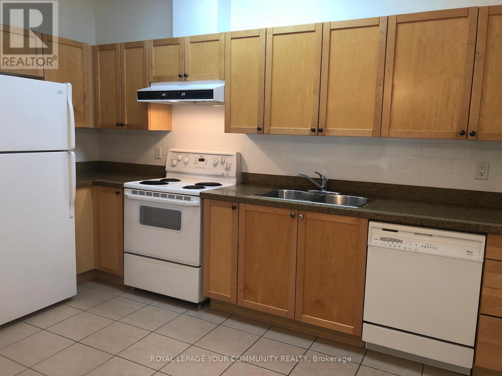 124 - 33 Wallace Street, Vaughan, Ontario  L4L 9L4 - Photo 6 - N12477700