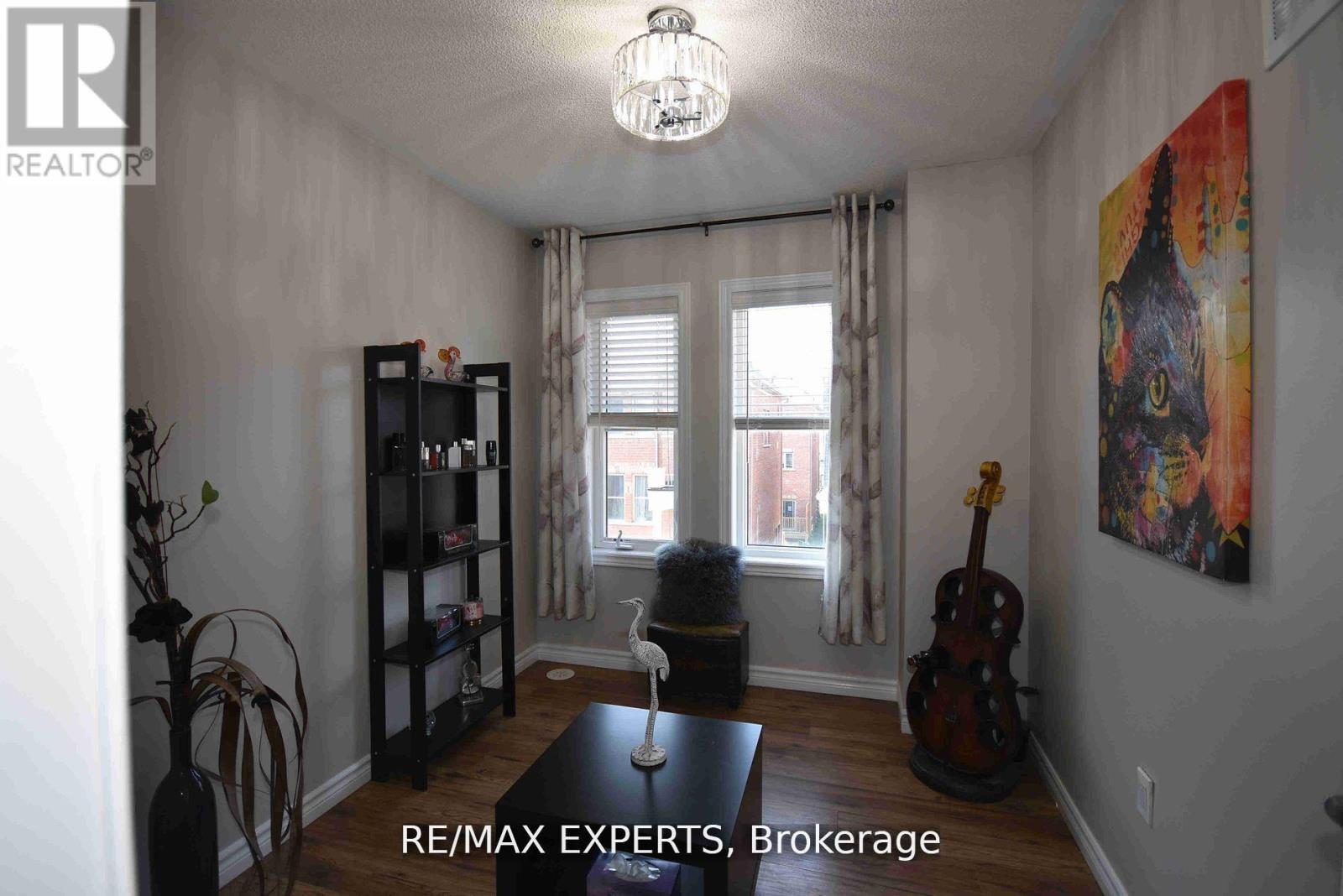 11 City Park Circle, Vaughan, Ontario  L4L 0H2 - Photo 15 - N12477706