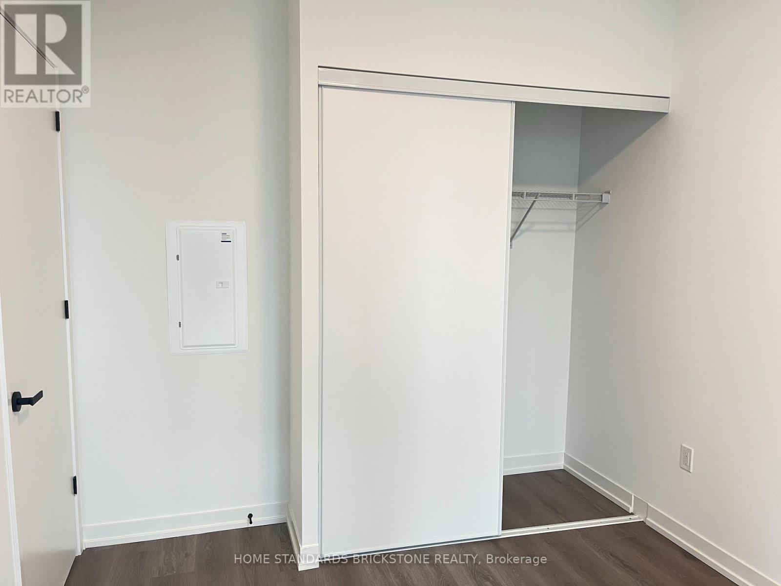 3715 - 28 Interchange Way, Vaughan, Ontario  L4K 0P8 - Photo 18 - N12477732