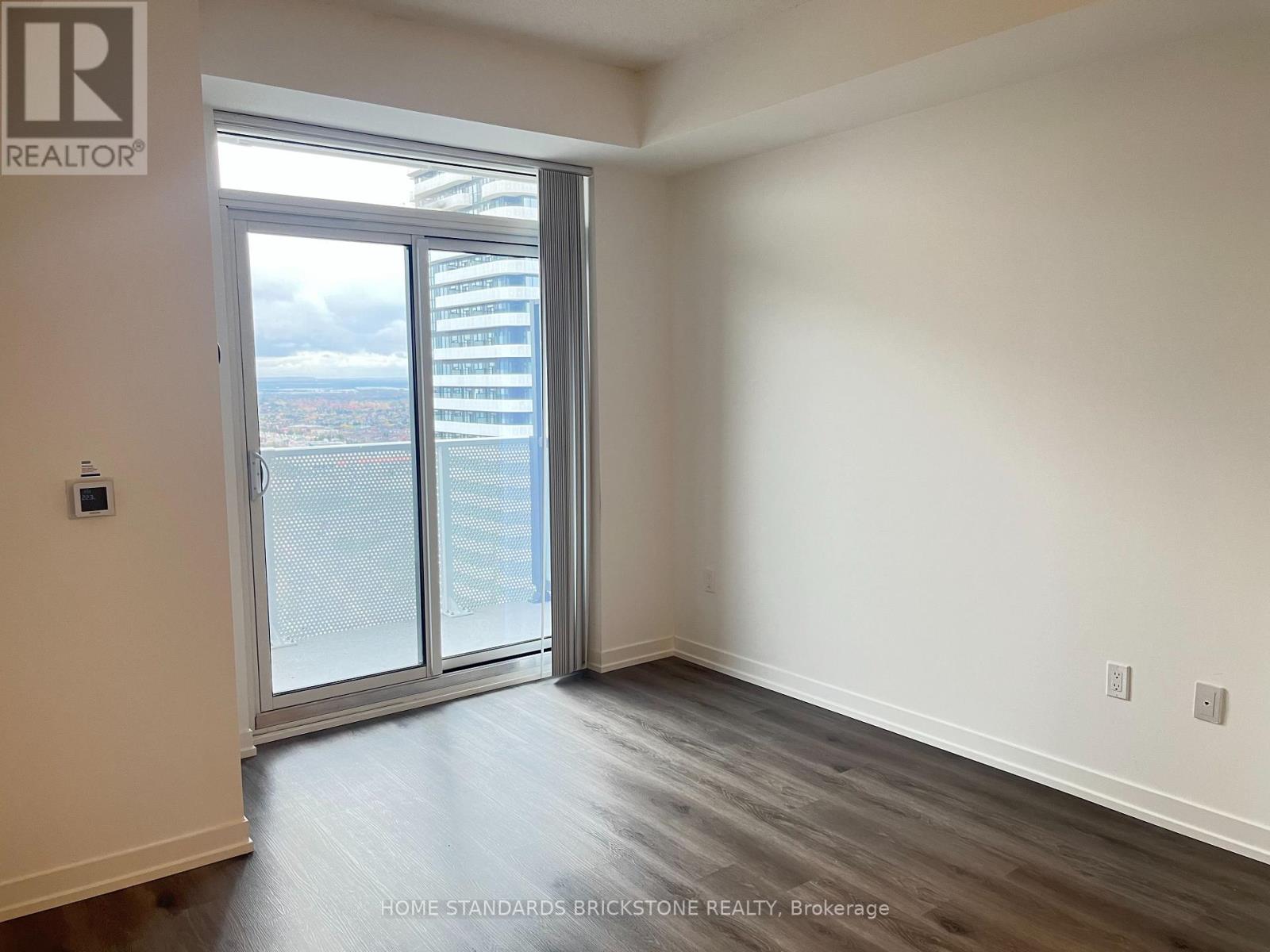 3715 - 28 Interchange Way, Vaughan, Ontario  L4K 0P8 - Photo 20 - N12477732
