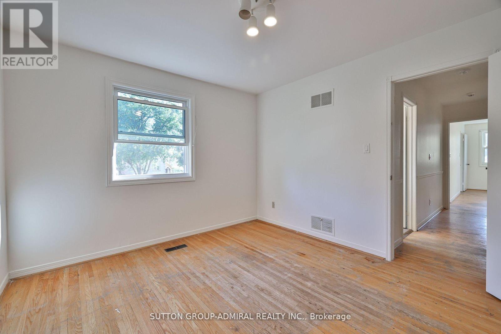 22 Cobblestone Drive, Markham, Ontario  L3T 4E4 - Photo 31 - N12477737