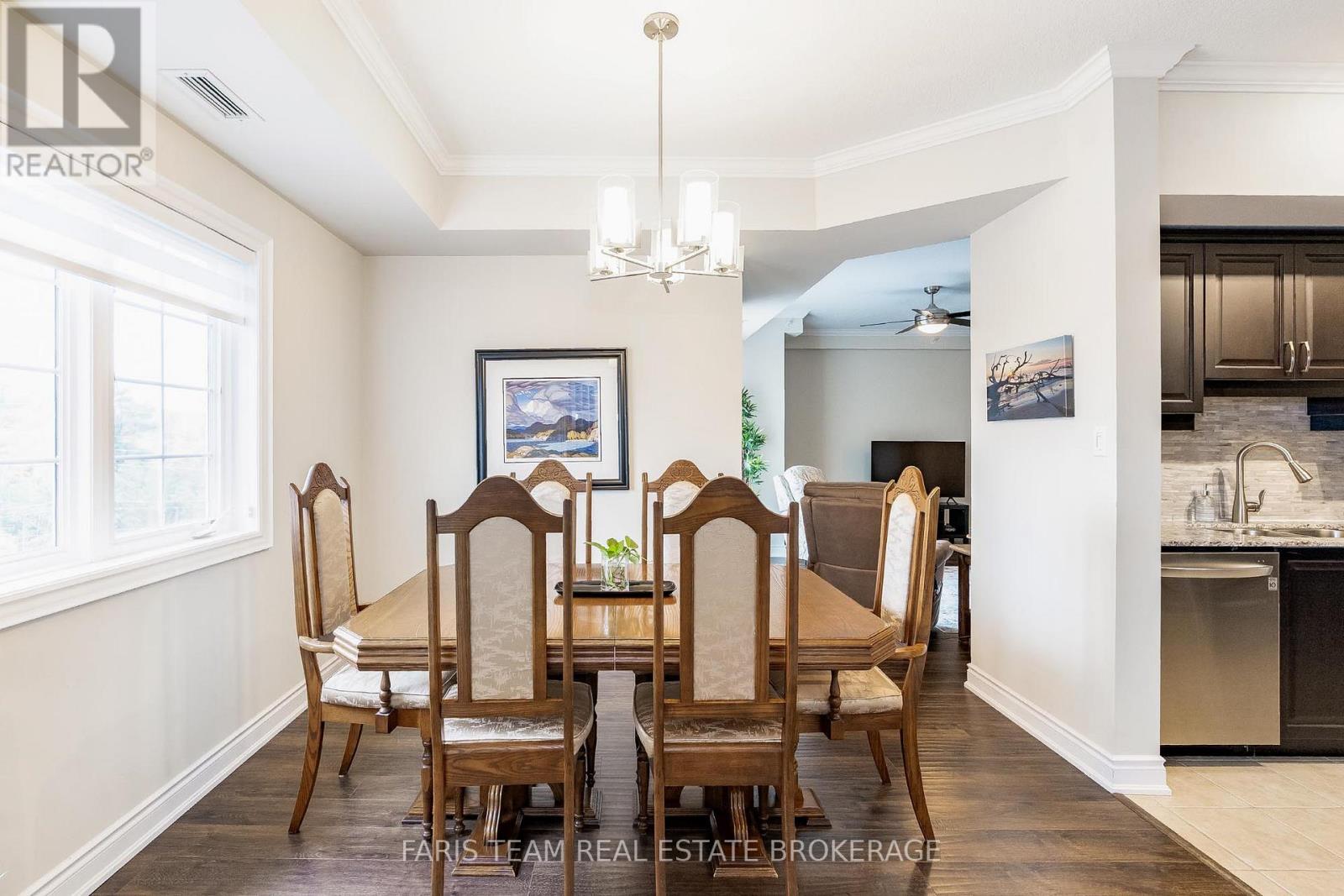 402 - 42 Ferndale Drive S, Barrie, Ontario  L4N 2M5 - Photo 12 - S12477708