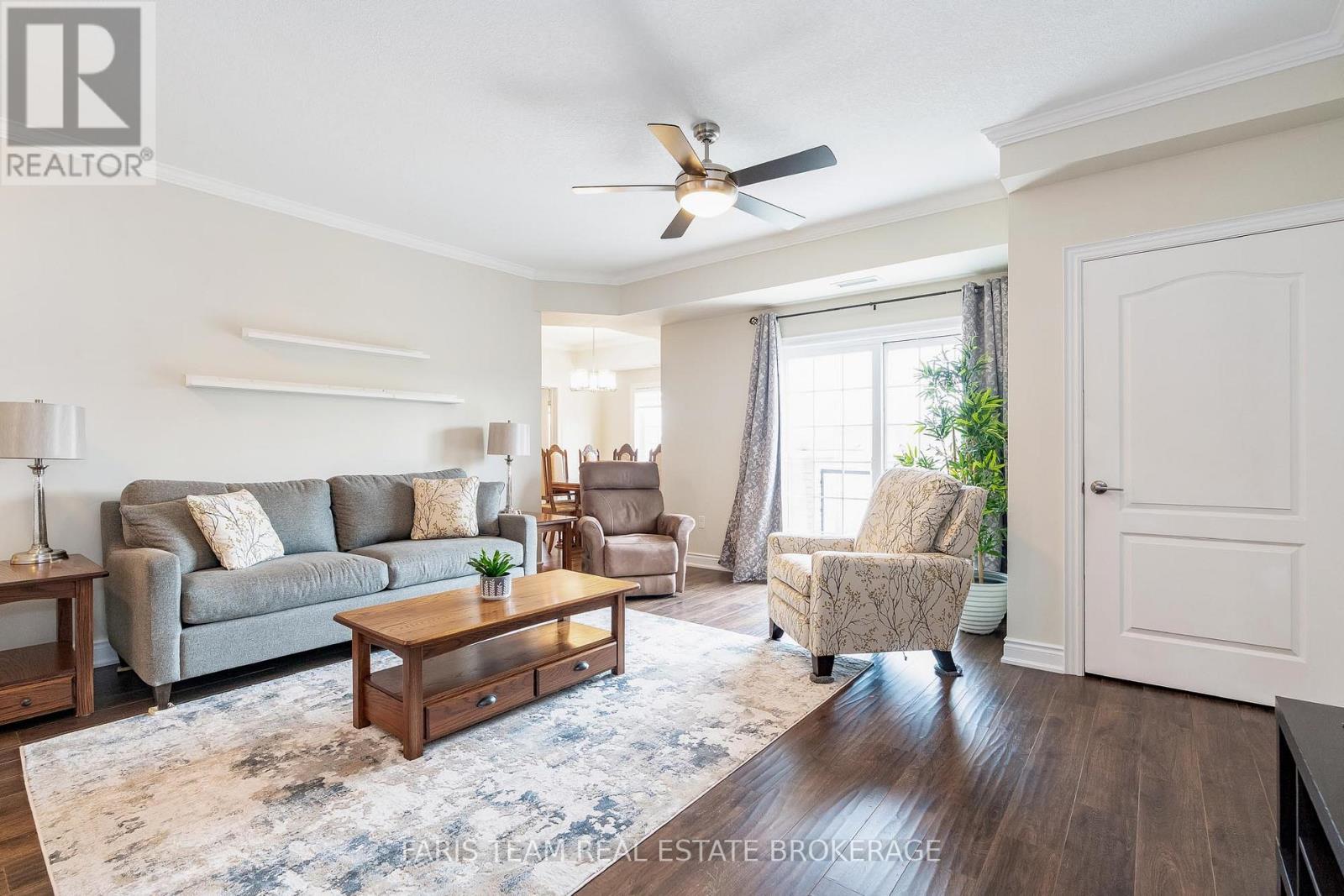 402 - 42 Ferndale Drive S, Barrie, Ontario  L4N 2M5 - Photo 14 - S12477708