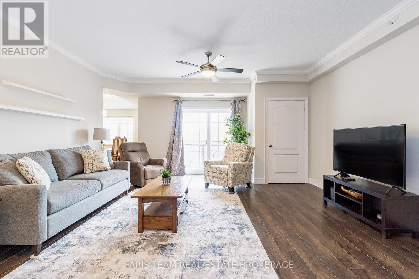 402 - 42 Ferndale Drive S, Barrie, Ontario  L4N 2M5 - Photo 15 - S12477708