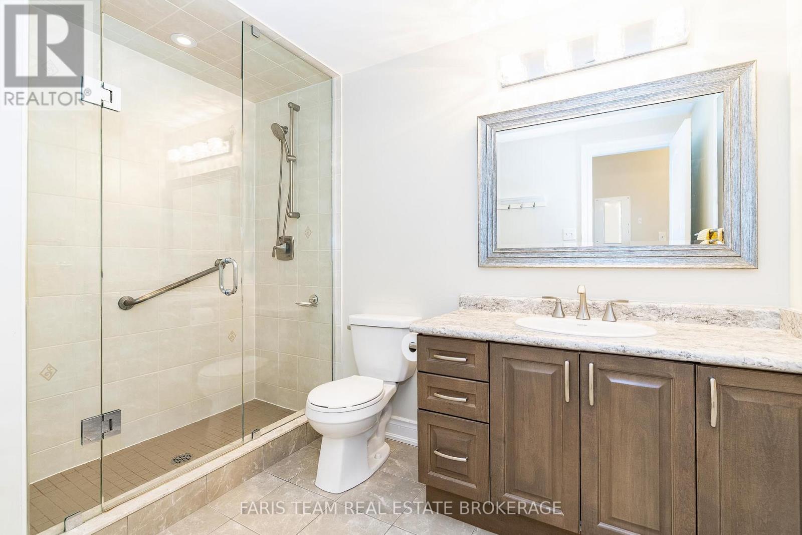 402 - 42 Ferndale Drive S, Barrie, Ontario  L4N 2M5 - Photo 23 - S12477708