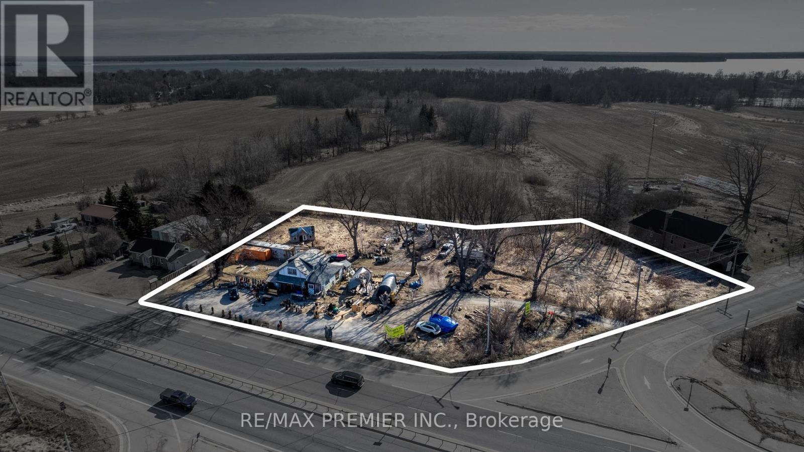 8665 Hwy 11, Severn, Ontario  L3V 6H3 - Photo 15 - S12477712