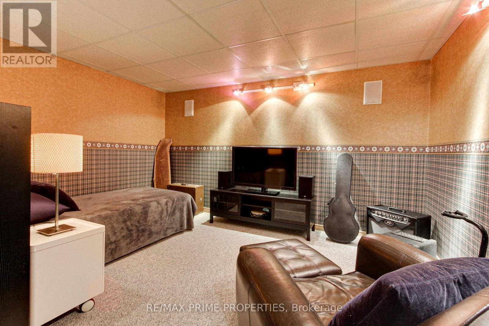 18 Testa Street, East Gwillimbury, Ontario  L0G 1R0 - Photo 27 - N12475954