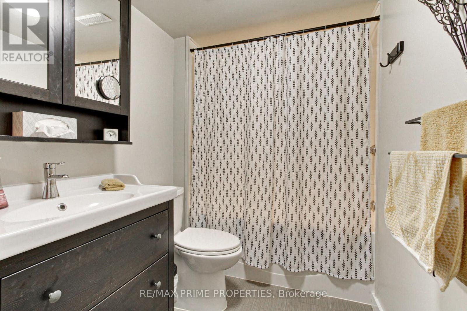 18 Testa Street, East Gwillimbury, Ontario  L0G 1R0 - Photo 28 - N12475954