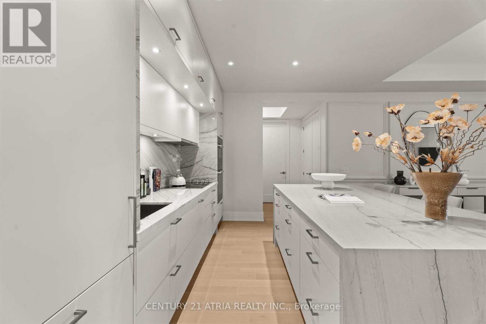 103 - 399 Royal Orchard Boulevard, Markham, Ontario  L3T 0H3 - Photo 9 - N12476021