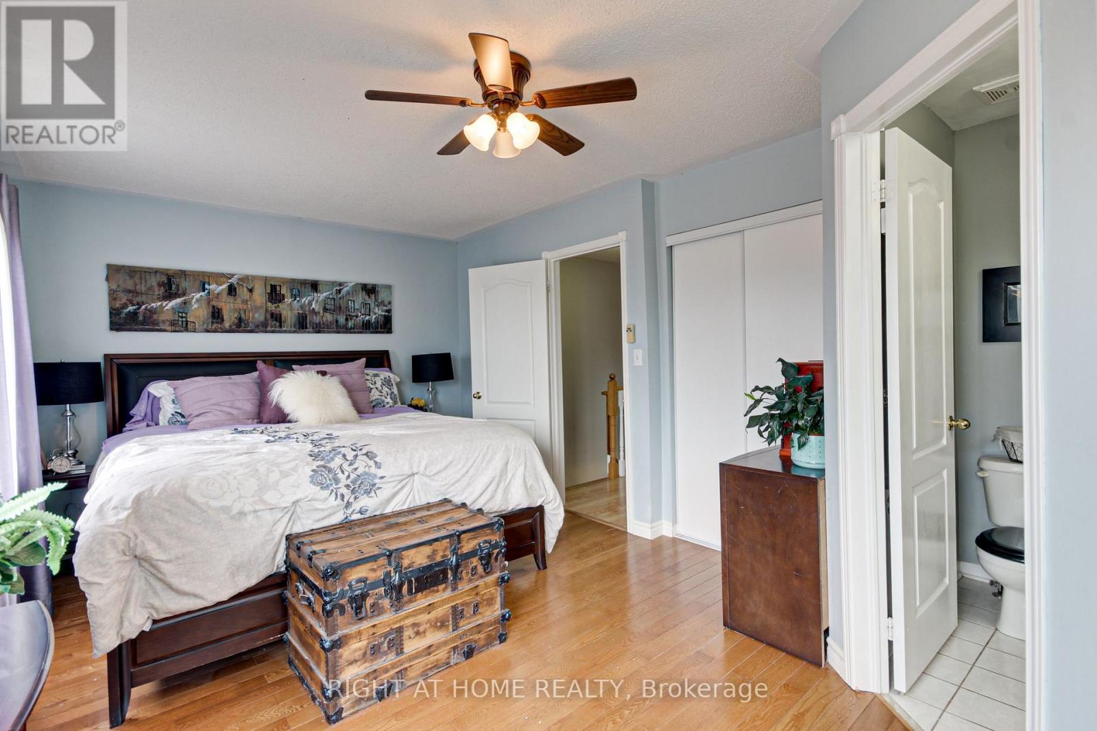 26 Crittenden Drive, Georgina, Ontario  L4P 4E7 - Photo 11 - N12476067