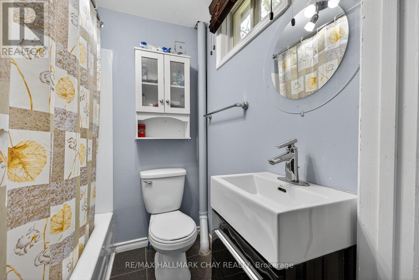 39 Highfield Crescent, Georgina, Ontario  L4P 3C8 - Photo 35 - N12476097