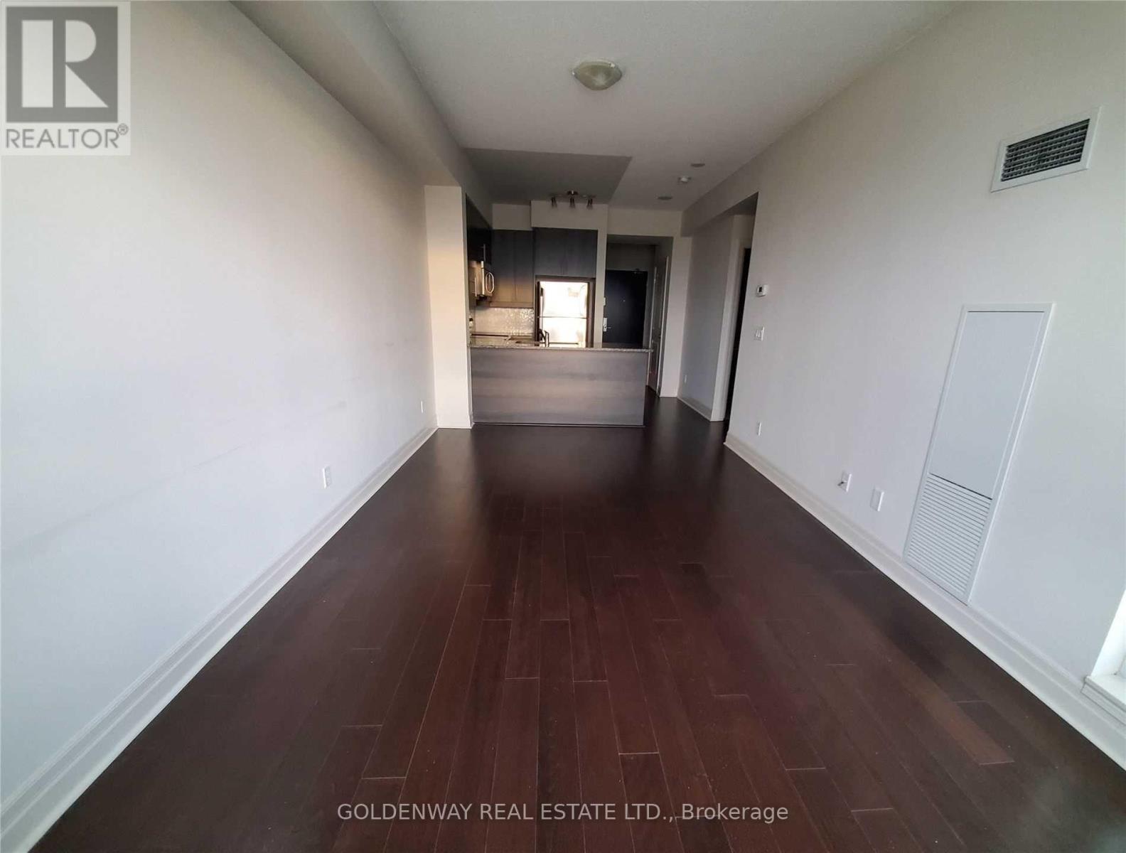 806 - 8110 Birchmount Road, Markham, Ontario  L6G 0E3 - Photo 2 - N12476099