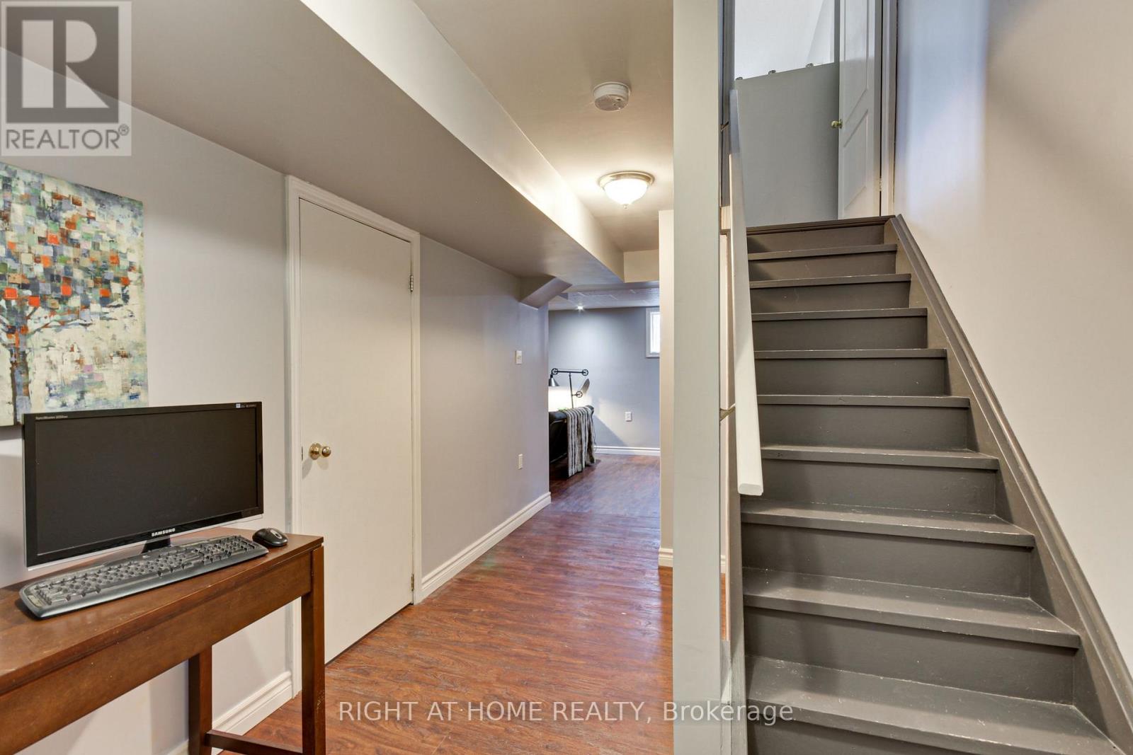 26 Crittenden Drive, Georgina, Ontario  L4P 4E7 - Photo 14 - N12476067