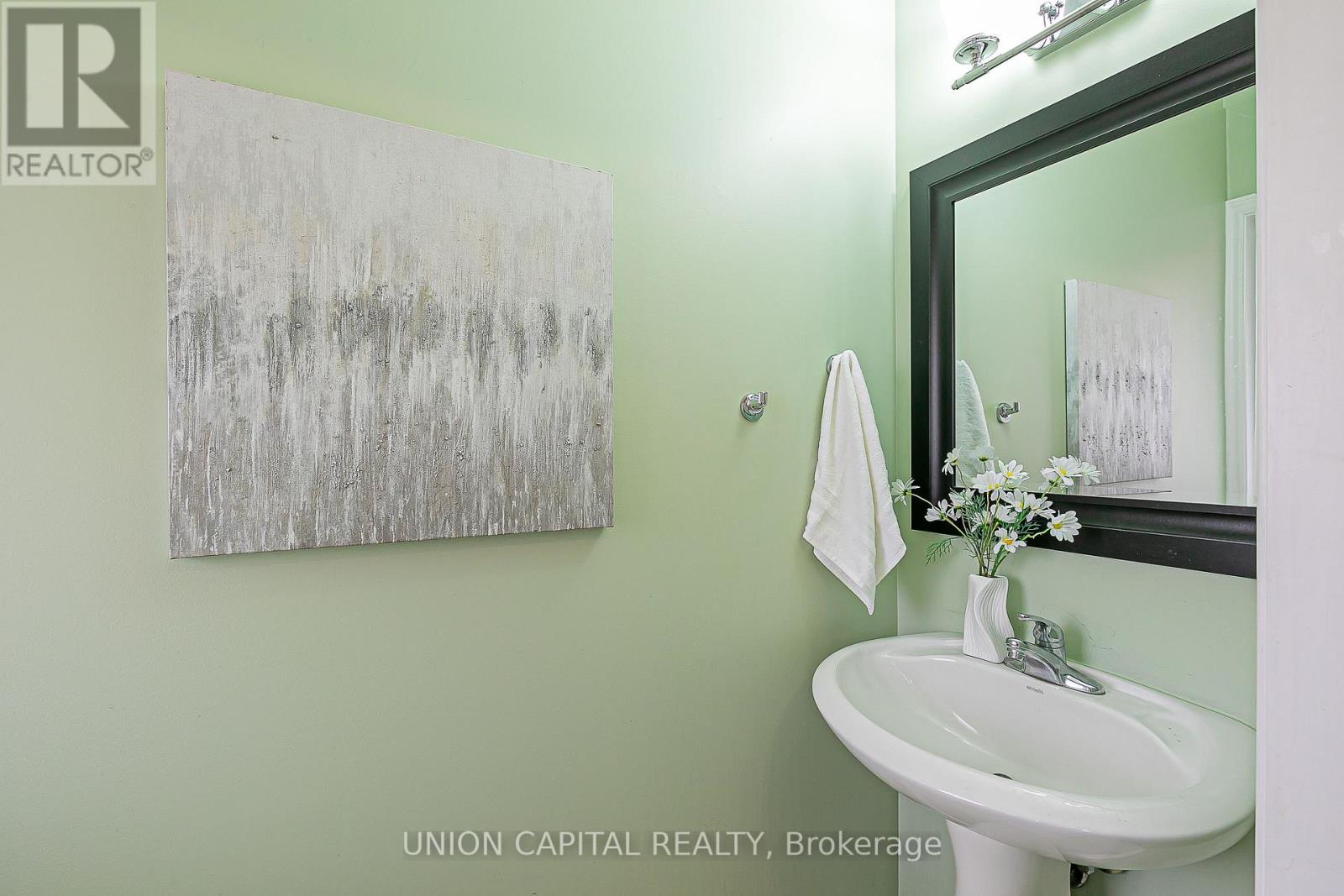 115 Ken Laushway Avenue, Whitchurch-Stouffville, Ontario  L4A 0J5 - Photo 7 - N12476102