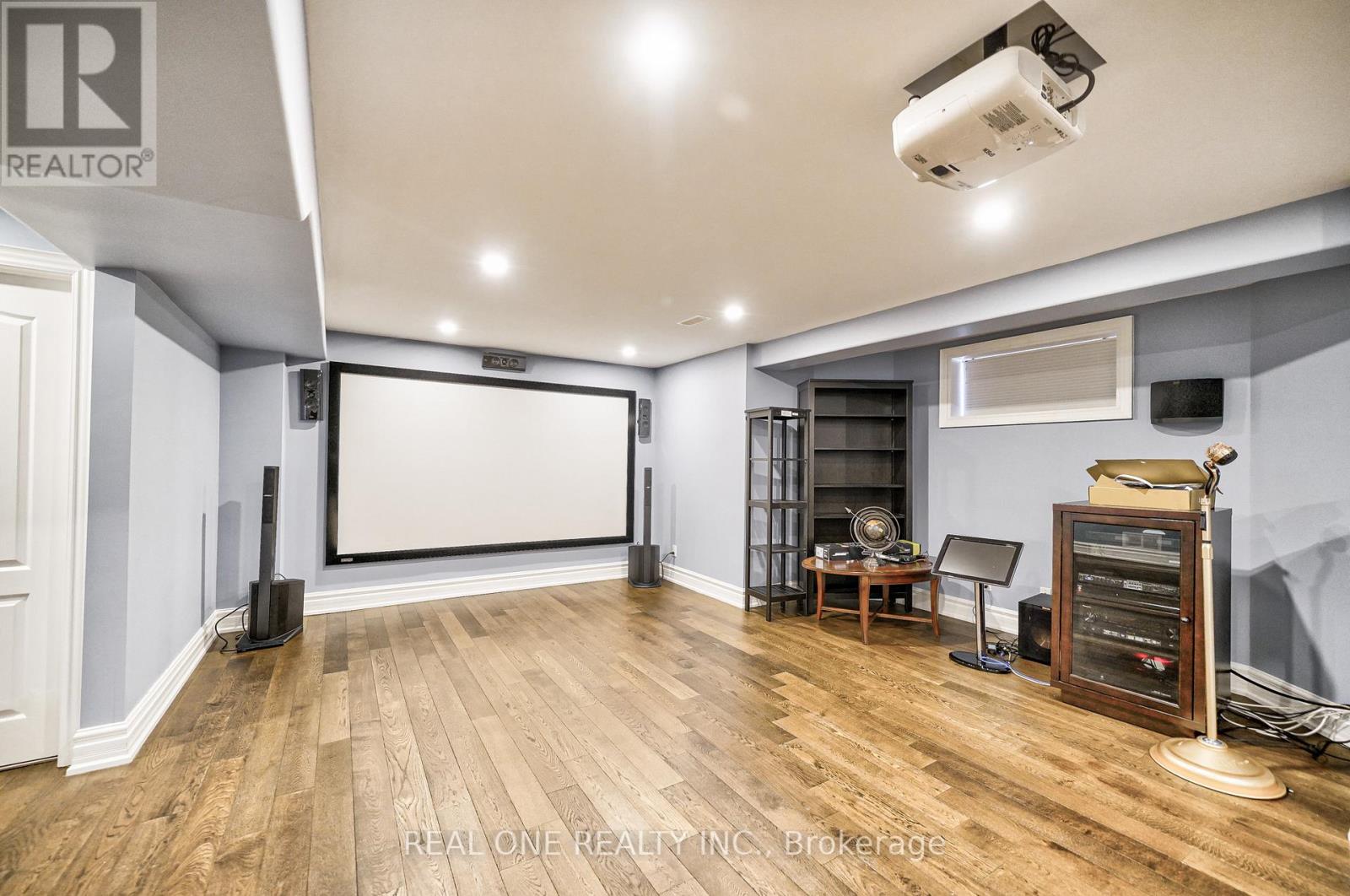 26 Clarendon Drive, Richmond Hill, Ontario  L4B 3Z5 - Photo 38 - N12476185