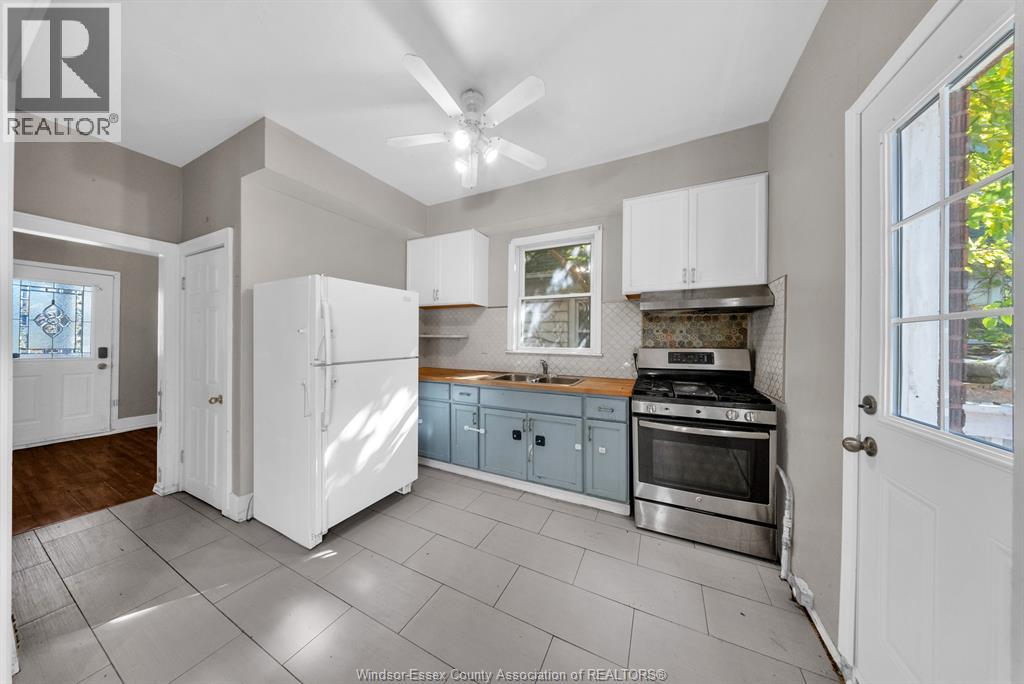 1137 Bruce Avenue, Windsor, Ontario  N9A 4Y3 - Photo 14 - 25026944