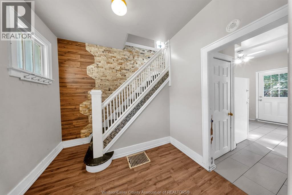 1137 Bruce Avenue, Windsor, Ontario  N9A 4Y3 - Photo 7 - 25026944